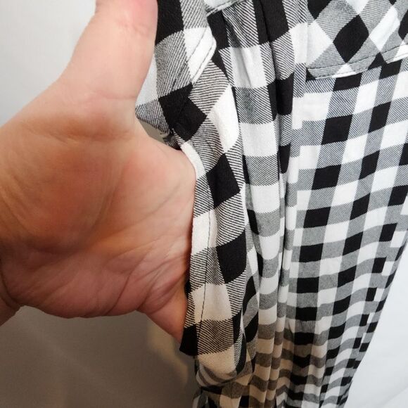 6X 30W Torrid Wide Leg Stretch Jumper Gingham Crepe Overalls Pull On Plussize Po - Picture 3 of 7